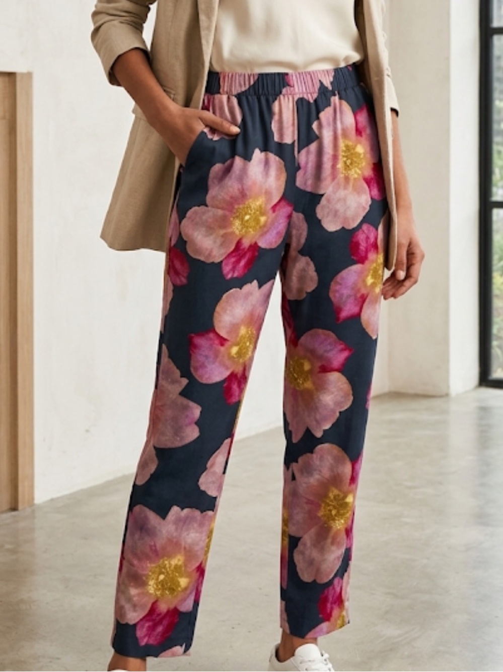 RACHEL Rachel Roy Chic  Navy and Pink Floral‎ Straight-Leg Pants
